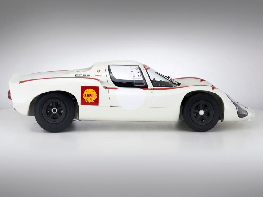  Porsche 910-8 1967 года  (фото 7 из 20)